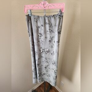 Cleo California Stretch Waist Skirt